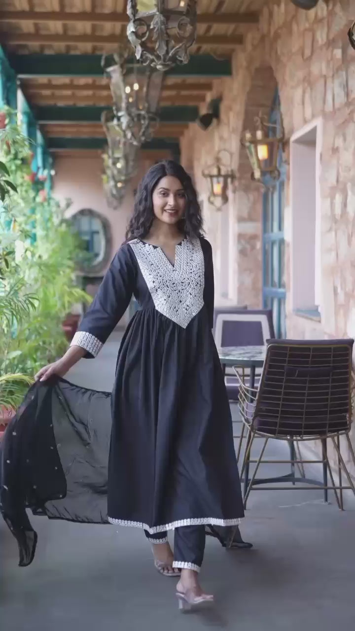 Trendy Naari Printed Kurta, Trouser/Pant & Dupatta Set