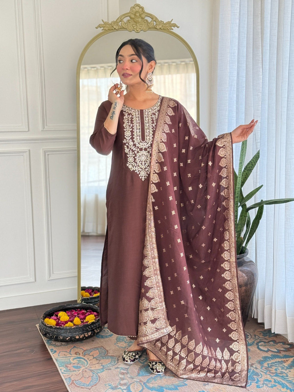 Trendy Naari Printed Kurta, Trouser/Pant & Dupatta Set.