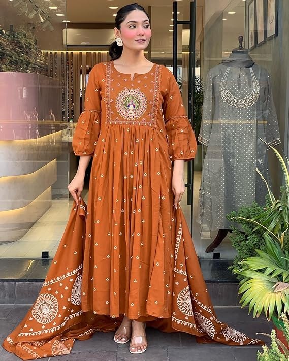 Trendy Naari Printed Kurta, Trouser/Pant & Dupatta Set.